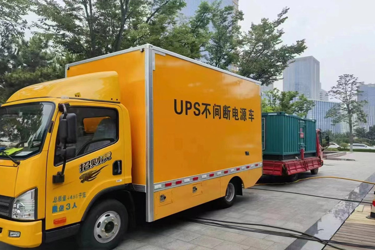 荣邦乡发电机租赁施工现场